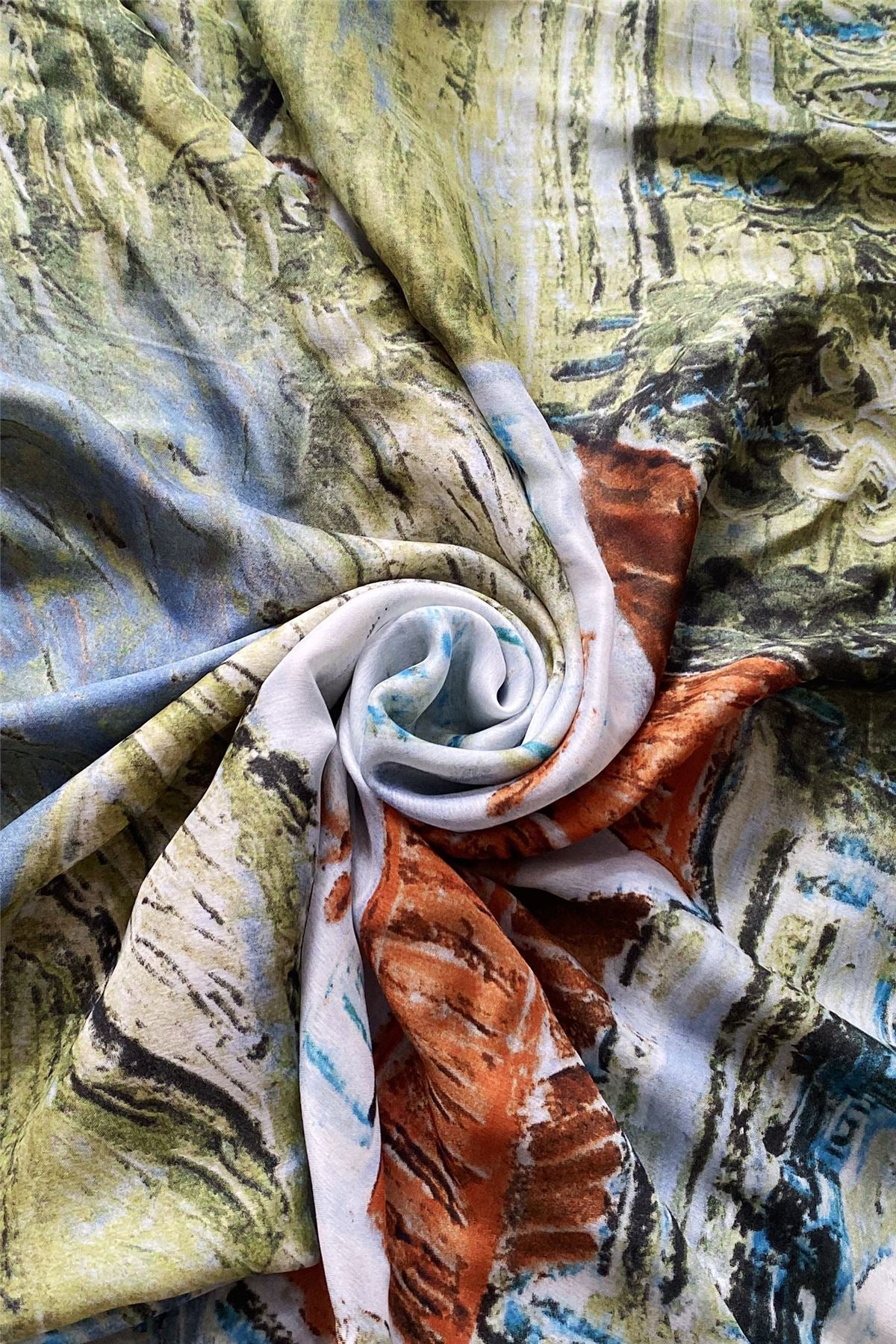 100% Real Silk Scarf-Shawl, 90 cm x 180 cm, Painted Farmhouse Scene Patterned, Green 3