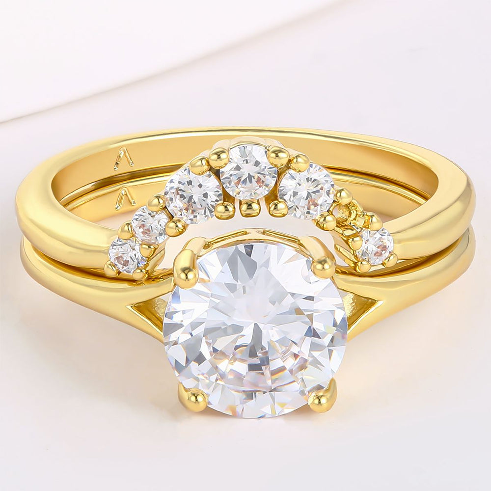 Ring aus goldplattierterr Legierung mit weißem Emporia® Kristall