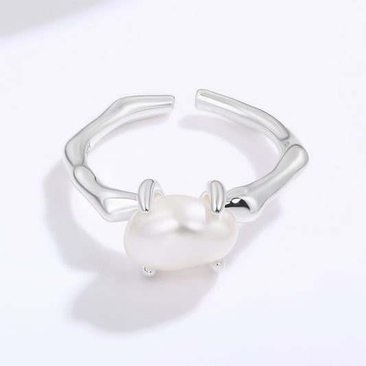 Ring aus goldplattierterr Legierung