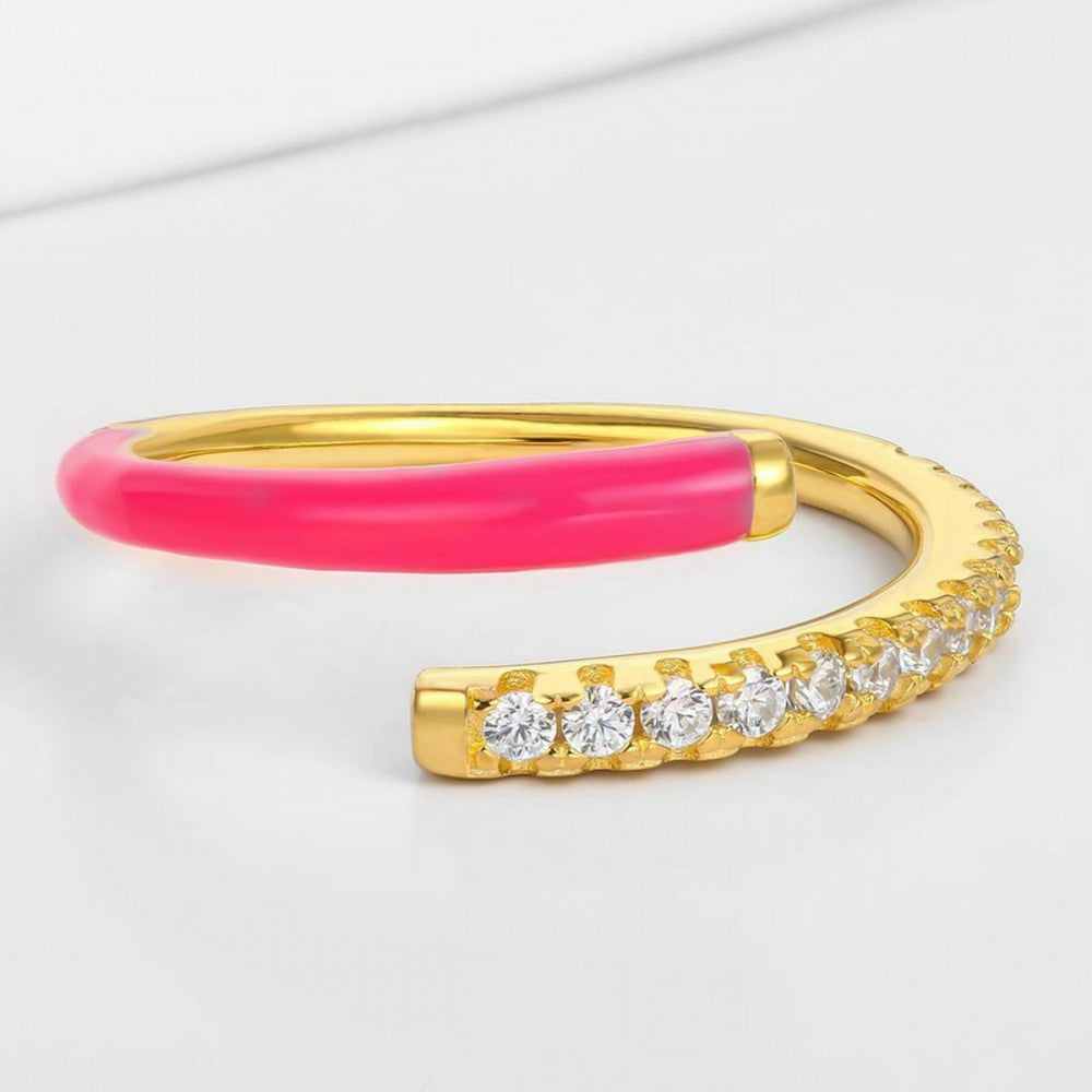 Ring aus goldplattierterr Legierung mit weißem Emporia® Kristall