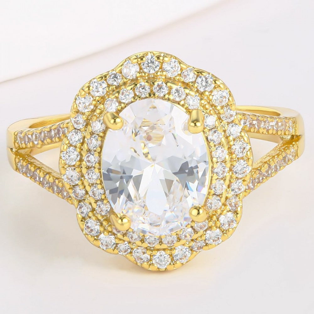 Ring aus goldplattierterr Legierung mit weißem Emporia® Kristall