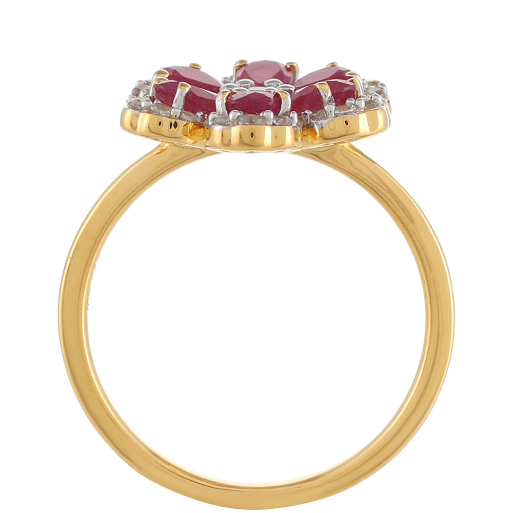 Goldplattierter Silberring mit Thai Rubin und weißem Topas