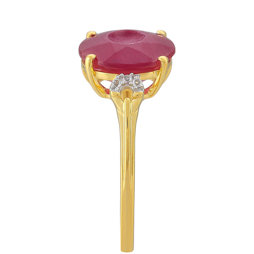 Goldplattierter Silberring mit Thai Rubin und weißem Topas