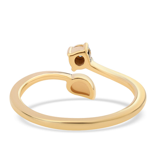 Goldplattierter Silberring mit blauem Diamant