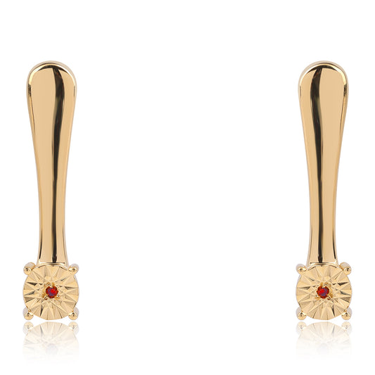 Goldplattierte Silberohrringe mit rotem Diamant