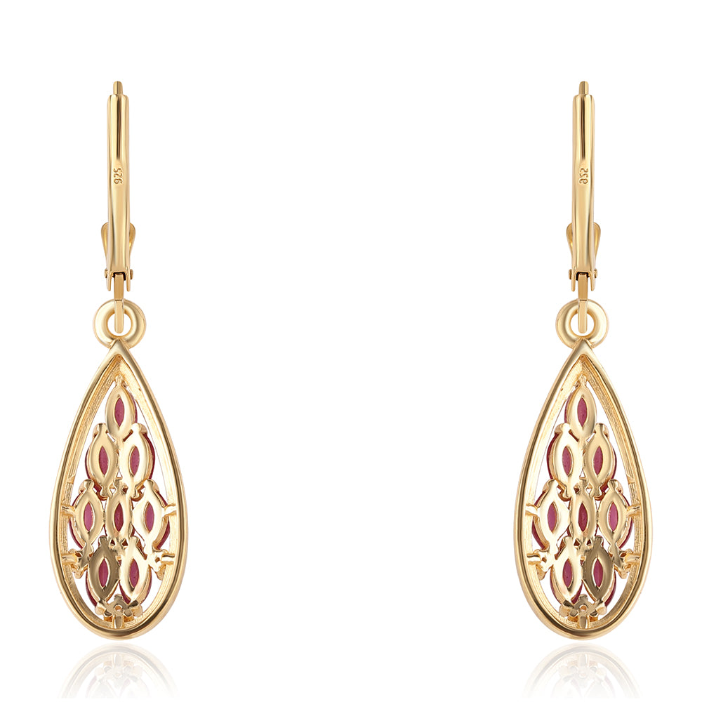 Goldplattierte Silberohrringe mit Rubin aus Mosambik und weißem Topas 3