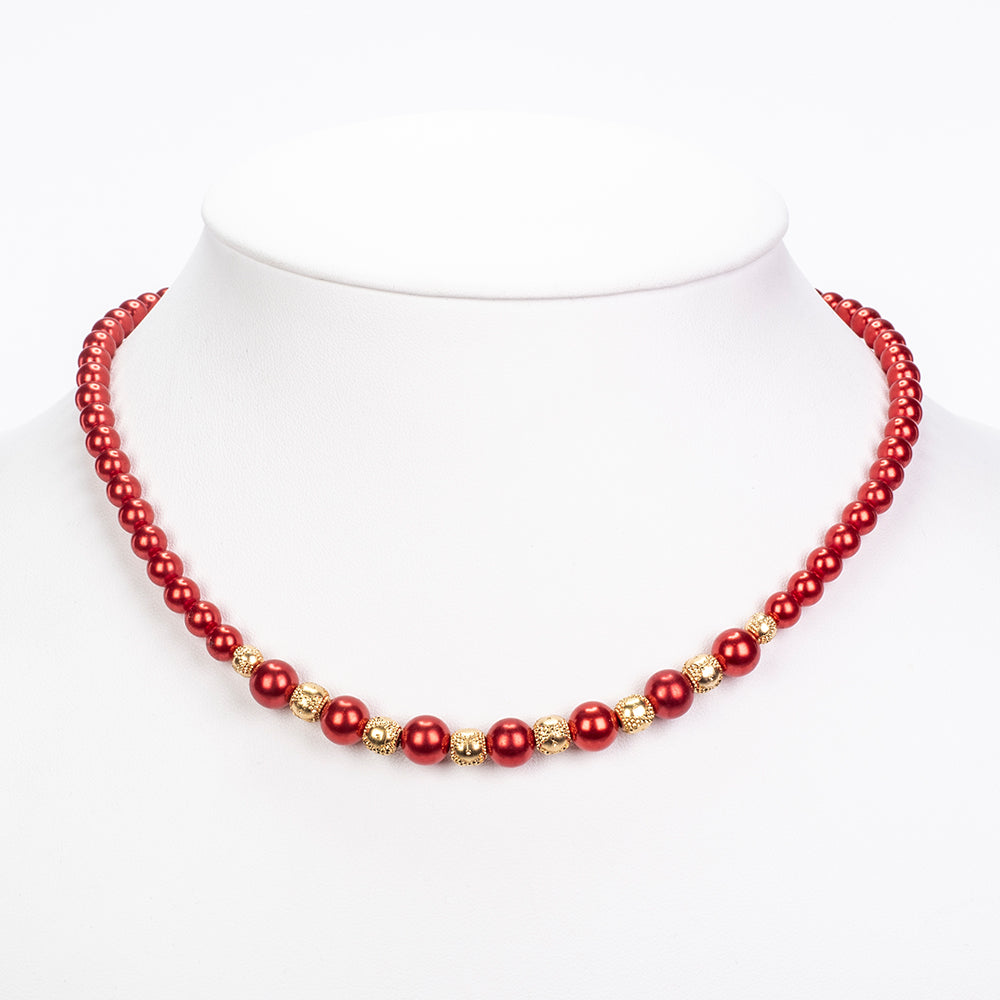 Goldplattierte Silberhalskette mit roter Süßwasserperle