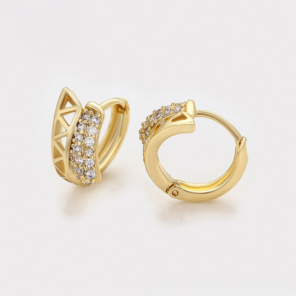 Ohrringe aus goldplattierter Legierung mit weißem Emporia® Kristall