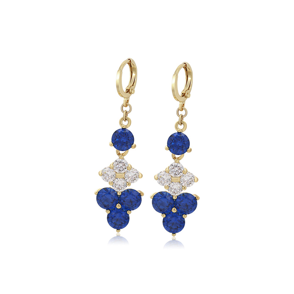 Ohrringe aus goldplattierter Legierung mit blauem Emporia®-Kristall und weißem Emporia® Kristall