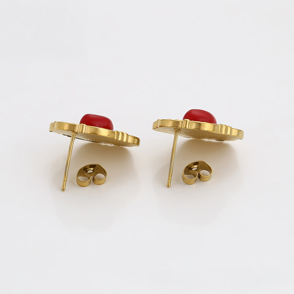 Ohrringe aus goldplattierter Legierung mit rotem Emporia®-Kristall