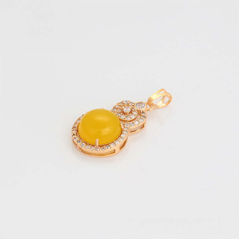 Anhänger aus goldplattierterr Legierung mit gelbem Emporia®-Kristall und weißem Emporia® Kristall