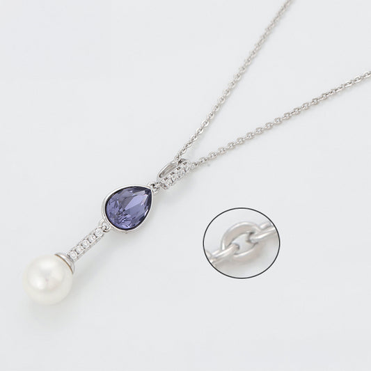 Halskette aus goldplattierter Legierung mit purpurfarbenem Emporia® Kristall und Glasperle