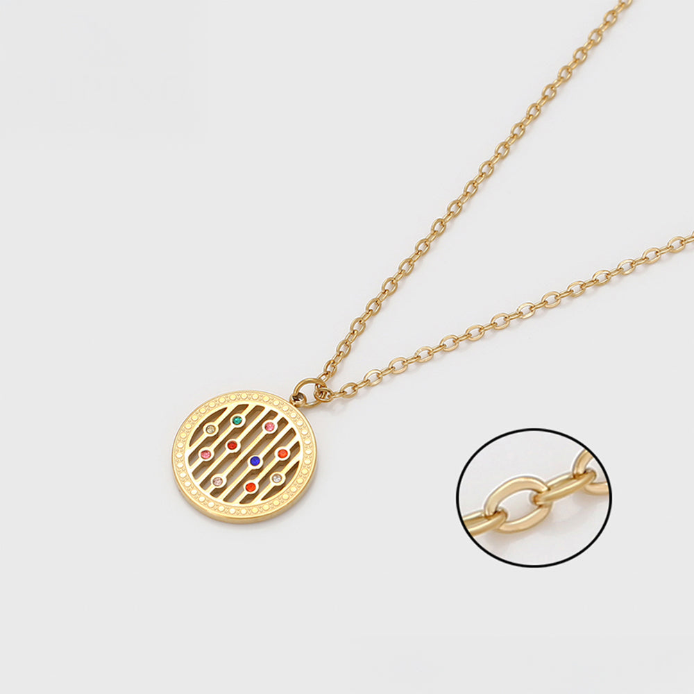 Schmuckgarnitur aus aus goldplattierter Legierung mit rotem Emporia®-Kristall und blauem Emporia®-Kristall