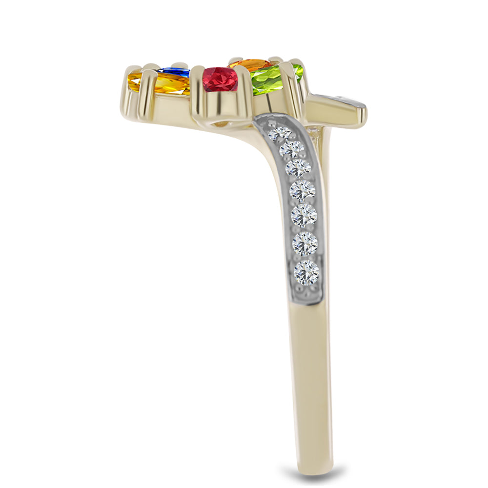 Goldplattierter Silberring mit regenbogenfarbenem Rosebery Saphir und weißem Topas