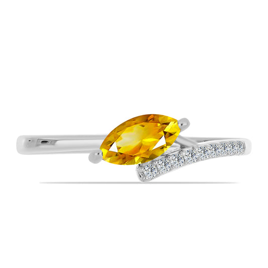 Silberring mit Zitrin aus dem Ural und weißem Topas