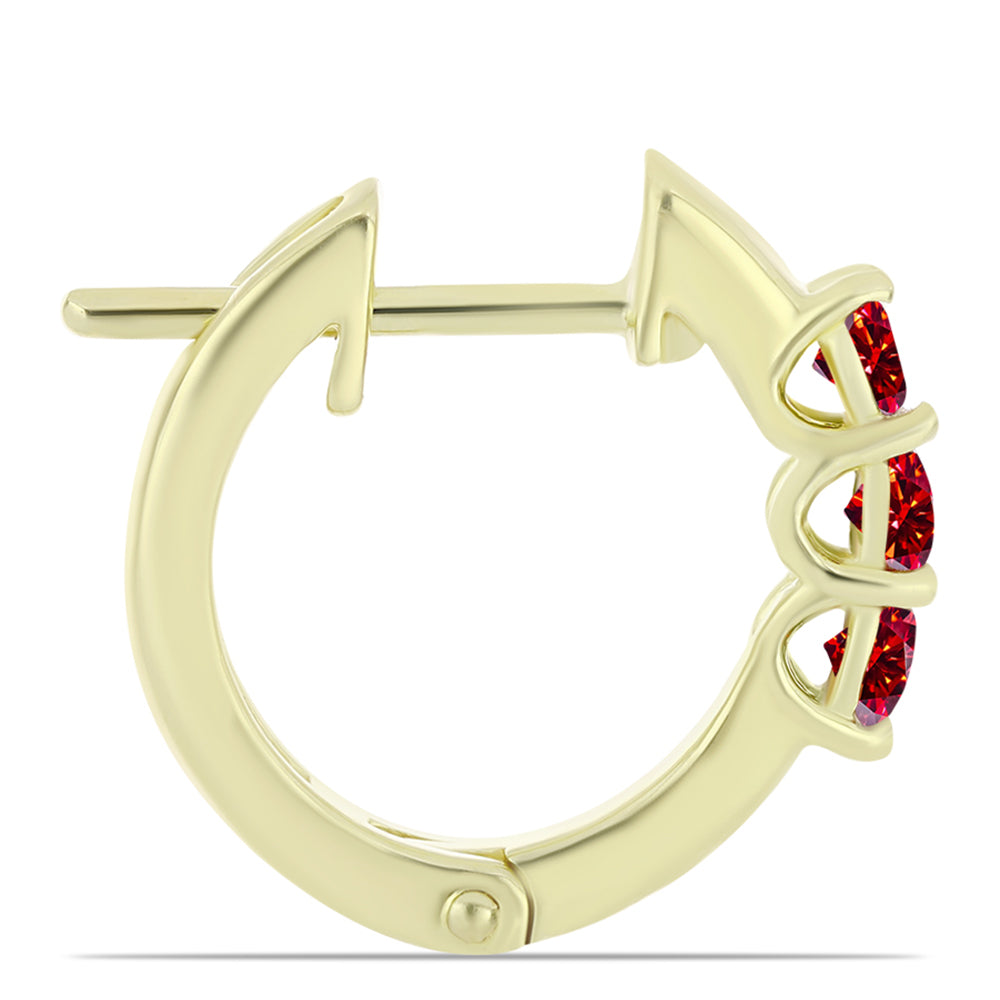 Goldplattierte Silberohrringe mit majestätischem rotem Moissanit