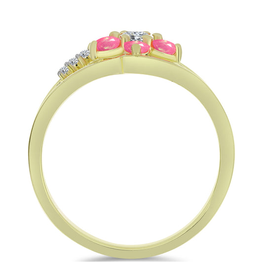 Goldplattierter Silberring mit rosafarbenem äthiopischem Opal aus Lega Dembi und weißem Topas