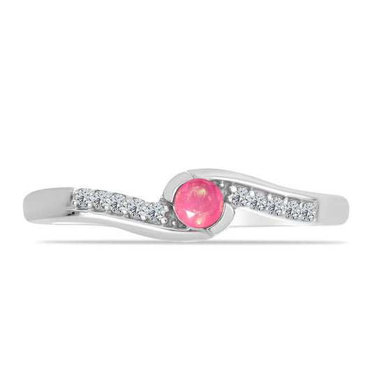 Silberring mit rosa Opal aus Lega Dembi und weißem Topas