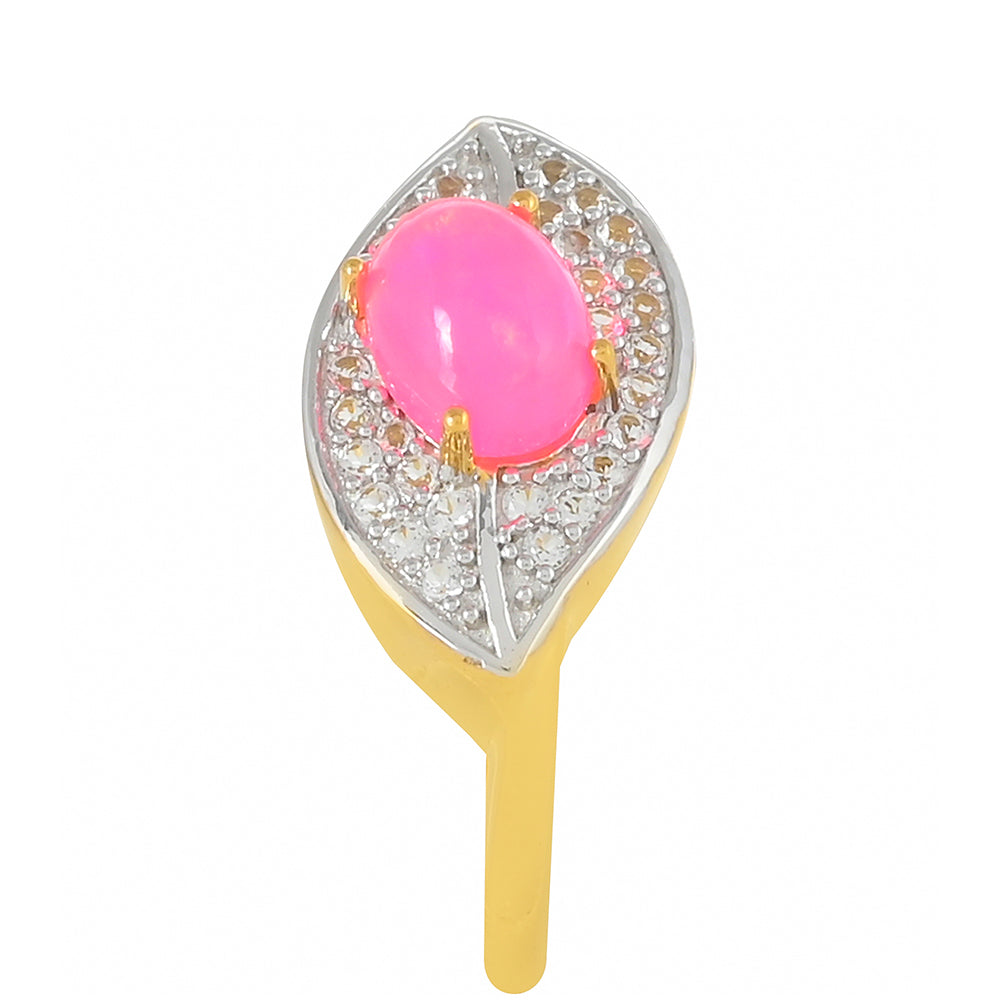 Goldplattierter Silberring mit äthiopischem neon pink Opal und weißem Topas