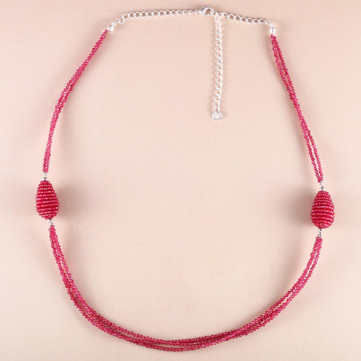 Silberhalskette mit rotem Quarz
