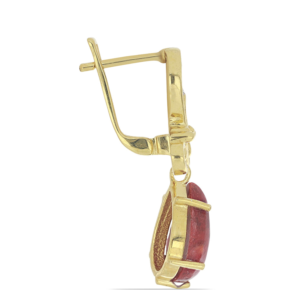 Goldplattierte Silberohrringe mit roter Schwammkoralle und weißem Topas 2