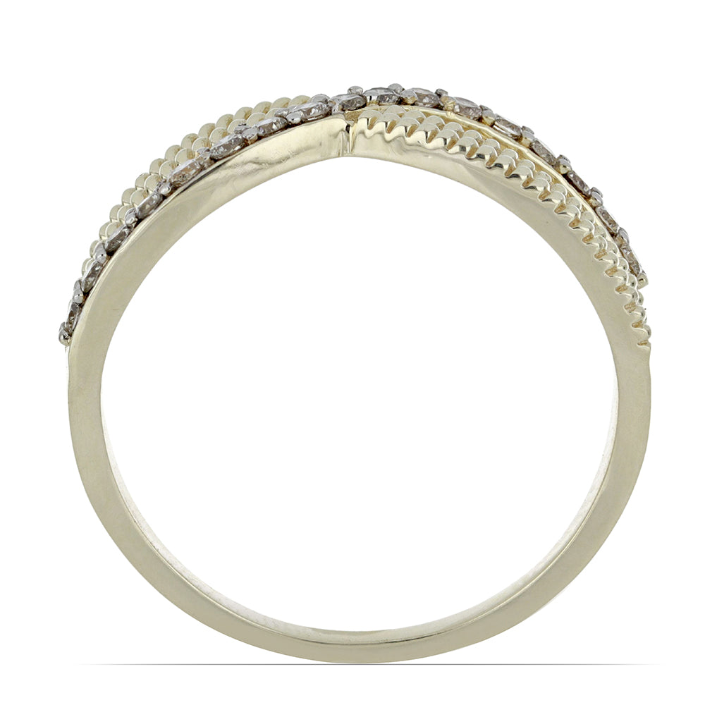 Goldring mit weißem Diamant 2