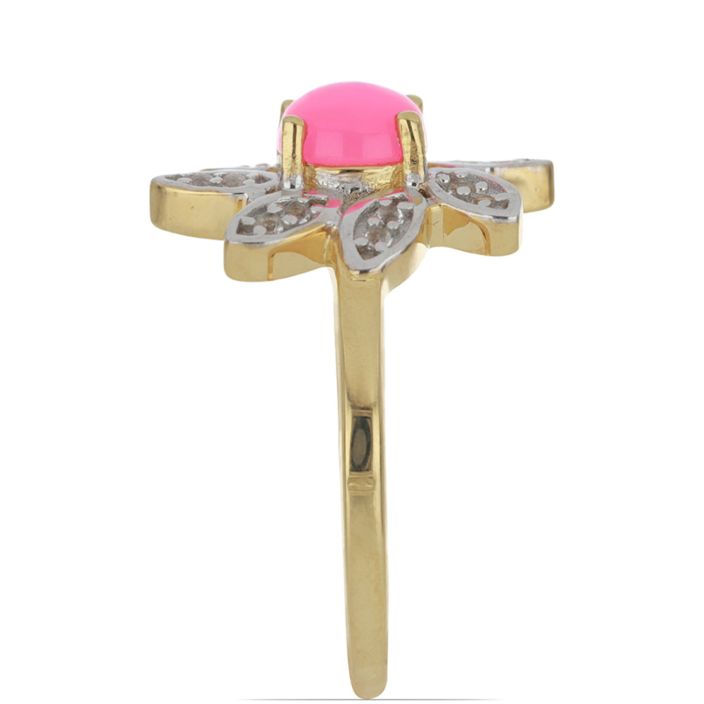 Goldplattierter Silberring mit rosa äthiopischem Opal aus Lega Dembi und weißem Topas