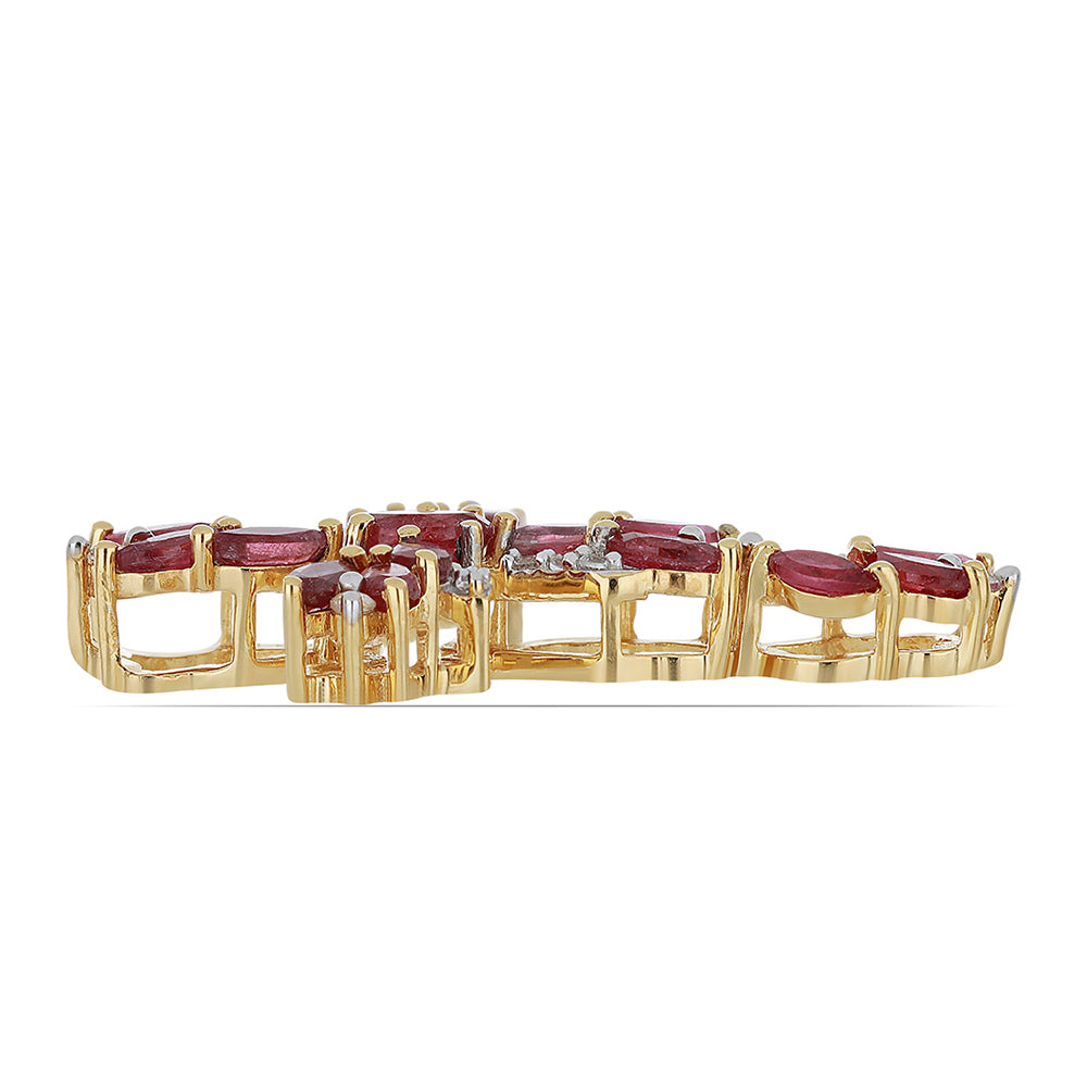 Goldplattierter Silberanhänger mit Rubin aus Madagaskar und weißem Topas