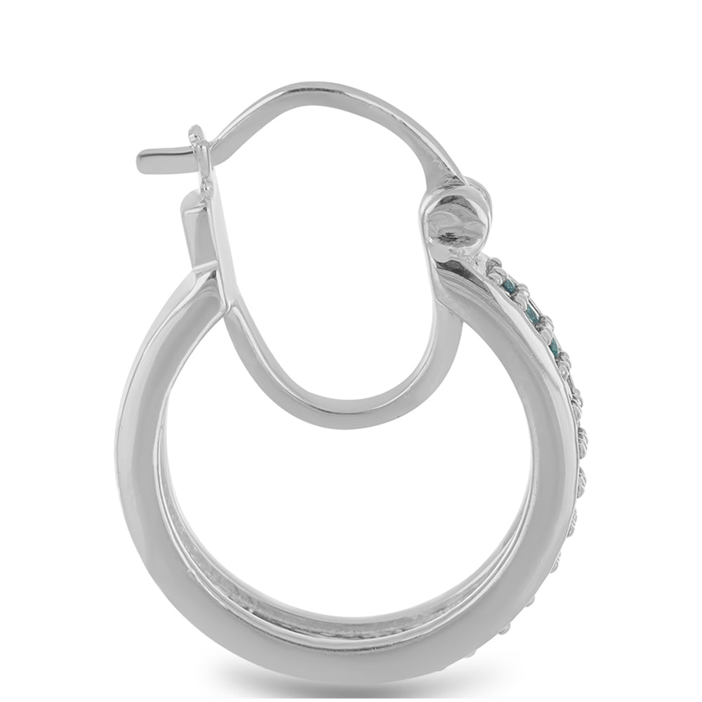 Silberohrringe mit blauem Diamant