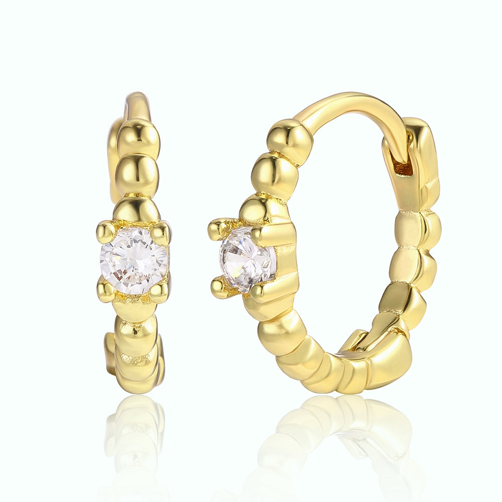 Ohrringe aus goldplattierter Legierung mit weißem Emporia® Kristall