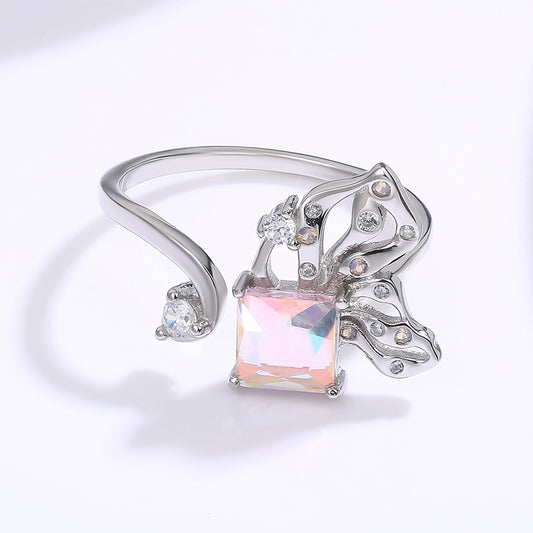 Ring aus goldplattierterr Legierung mit rosafarbenem Emporia® Kristall