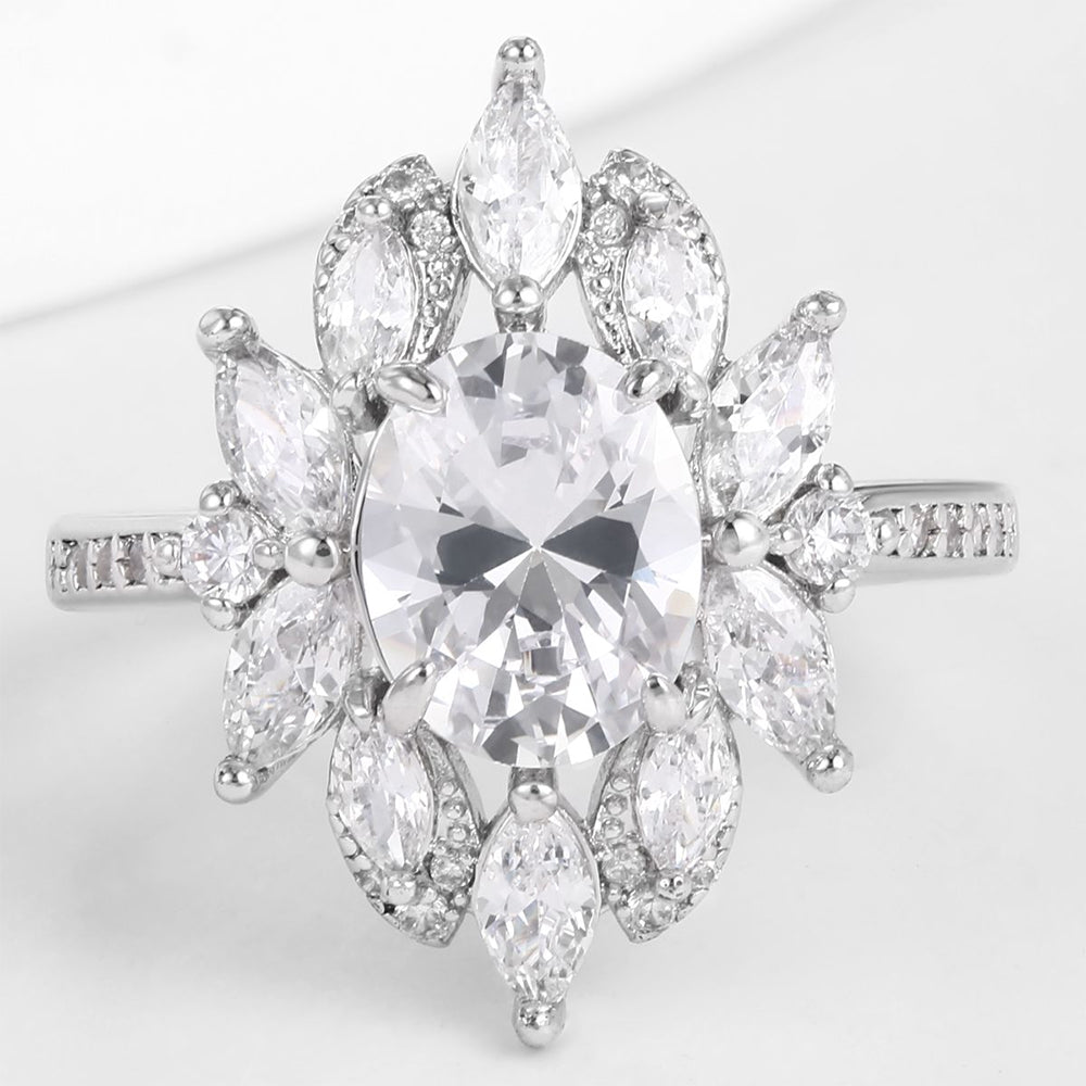 Ring aus goldplattierterr Legierung mit weißem Emporia® Kristall