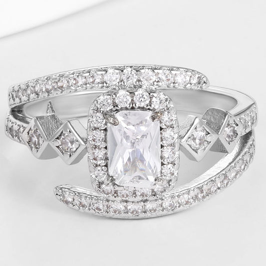 Ring aus goldplattierterr Legierung mit weißem Emporia® Kristall