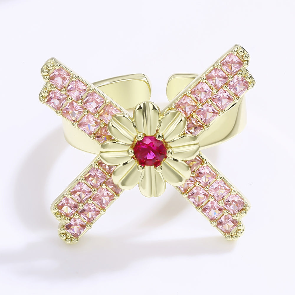 Ring aus goldplattierterr Legierung mit rotem Emporia®-Kristall und rosafarbenem Emporia® Kristall 1 