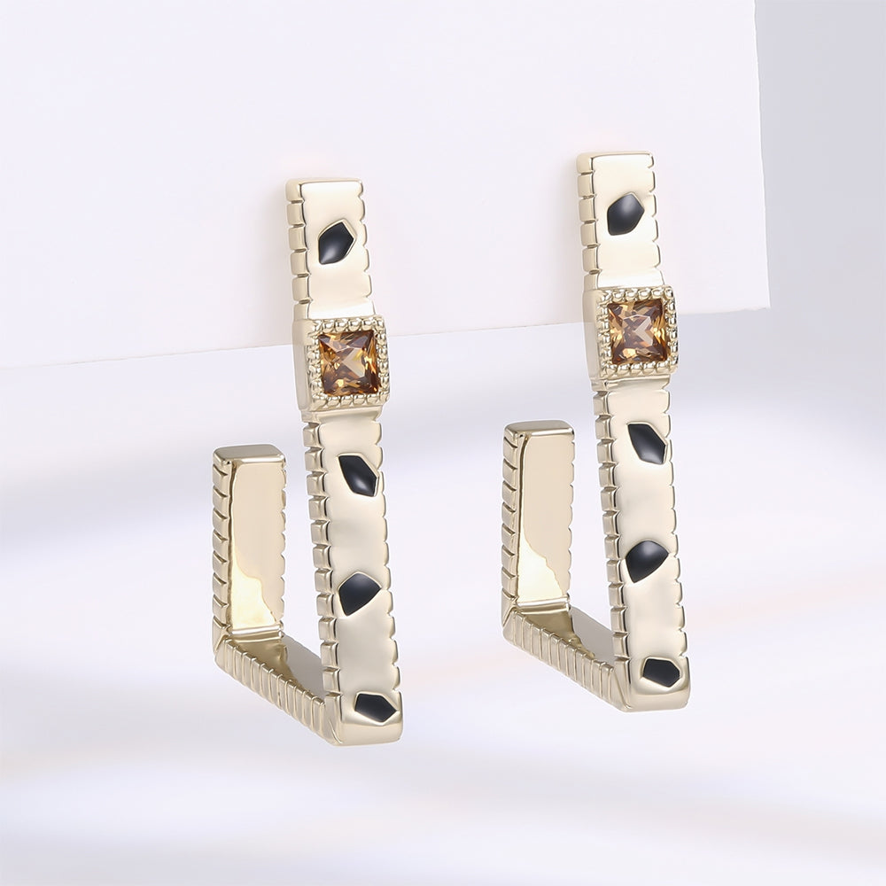 Ohrringe aus goldplattierter Legierung mit braunem Emporia® Kristall