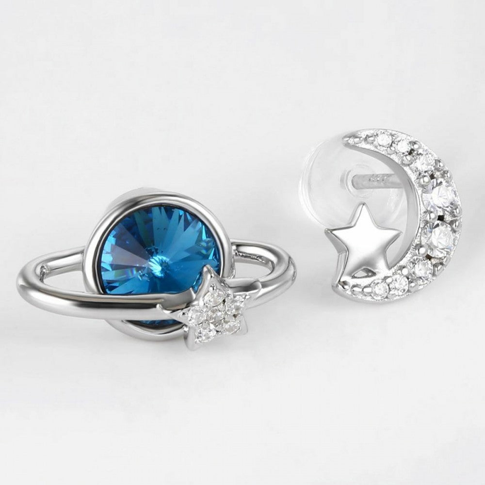 Ohrringe aus goldplattierter Legierung mit blauem Emporia®-Kristall 1 