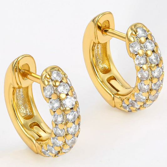 Ohrringe aus goldplattierter Legierung mit weißem Emporia® Kristall