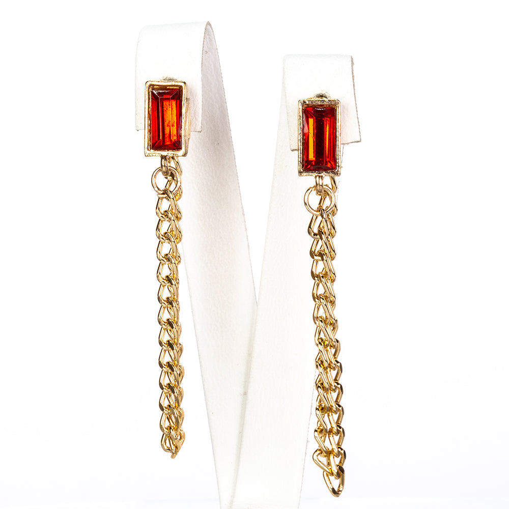 Uhr aus goldplattierter Legierung mit rotem Emporia®-Kristall und weißem Emporia® Kristall