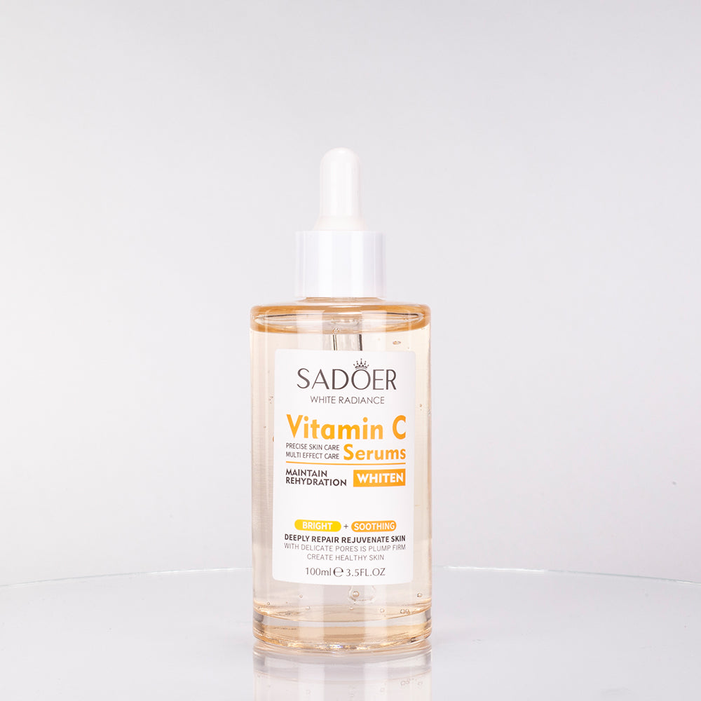 SADOER feuchtigkeitsspendendes und hautbildausgleichendes Gesichtsserum mit Vitamin C