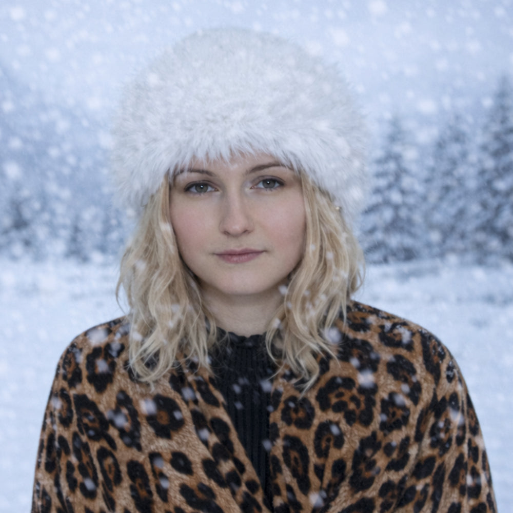 Beigefarbene Wintermütze aus Kunstfell – Einheitsgröße 1 