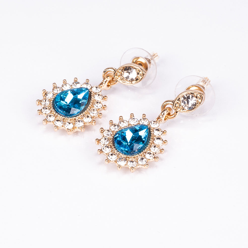 Schmuckgarnitur aus aus goldplattierter Legierung mit blauem Emporia®-Kristall und weißem Emporia® Kristall 7 