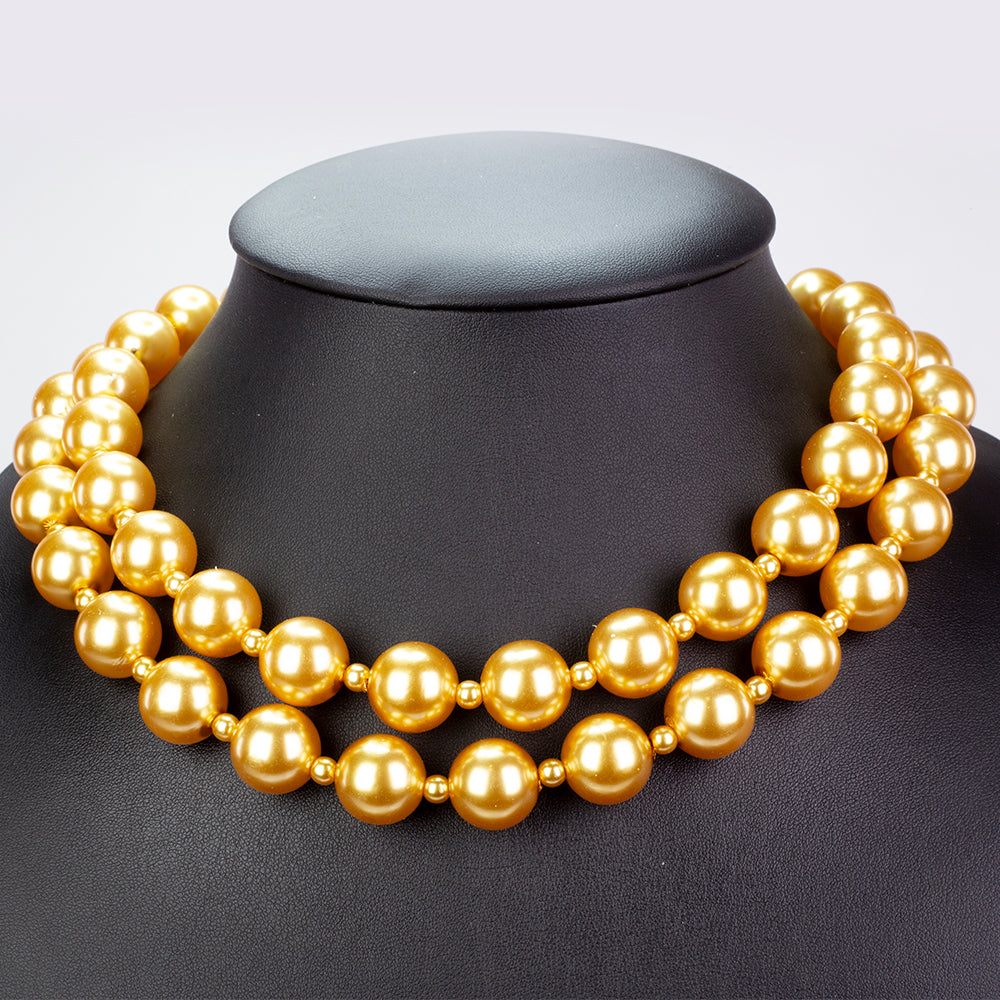 Schmuckgarnitur aus Nugget mit Glasperle