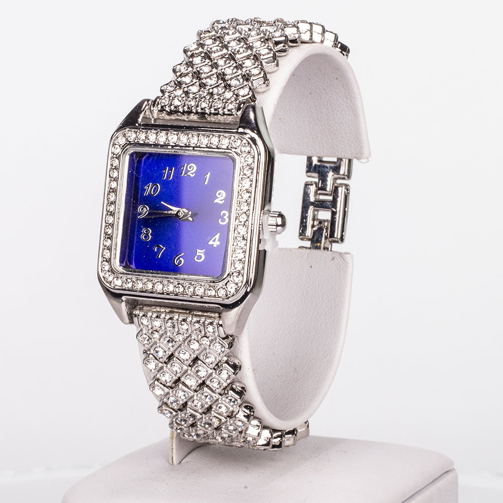 Uhr aus goldplattierter Legierung mit blauem Emporia®-Kristall und weißem Emporia® Kristall 2 