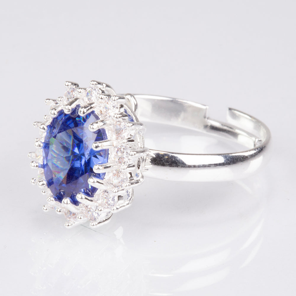 Schmuckgarnitur aus aus goldplattierter Legierung mit blauem Emporia®-Kristall und weißem Emporia® Kristall