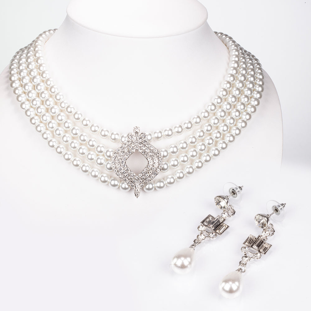 Schmuckgarnitur aus aus goldplattierter Legierung mit Glasperle und weißem Emporia® Kristall 1 