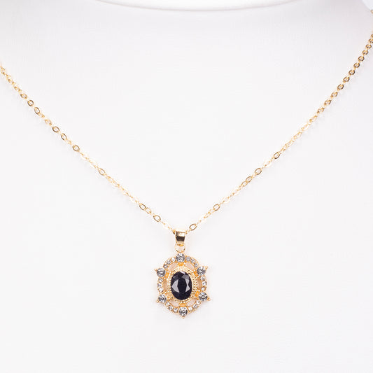 Halskette aus goldplattierter Legierung mit Saphir und weißem Emporia® Kristall