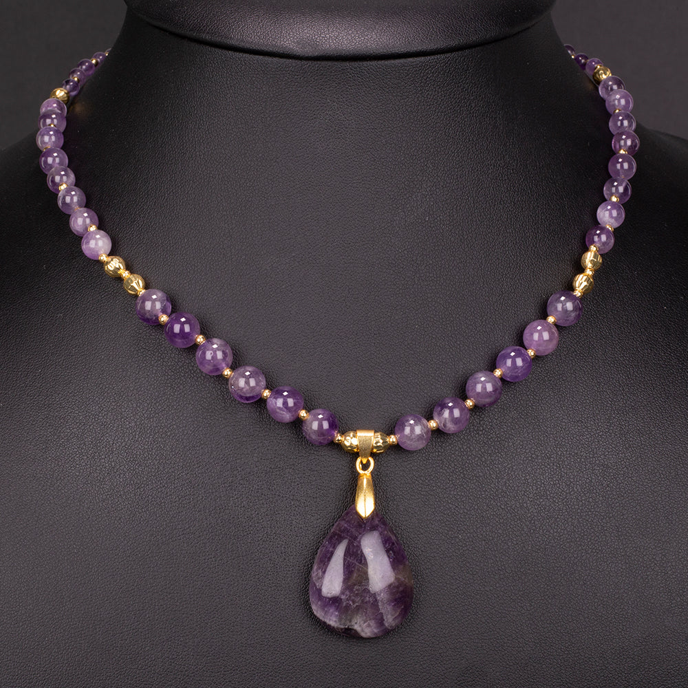 Halskette aus goldplattierter Legierung mit Amethyst