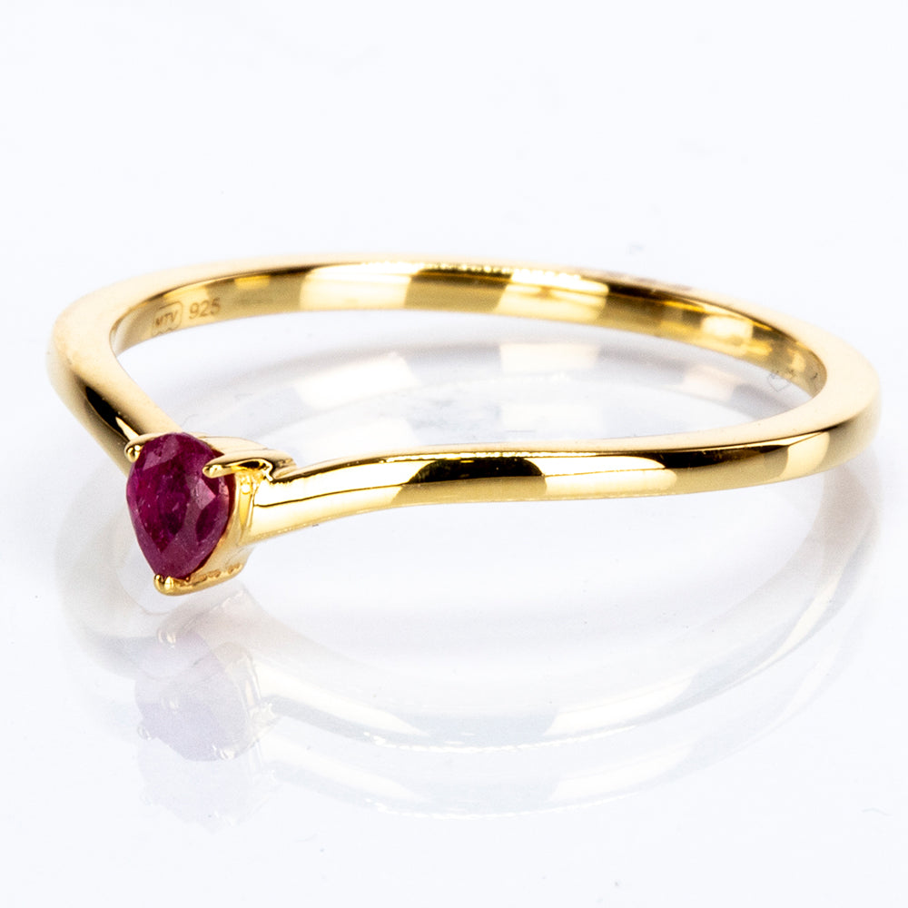 schmuckgarnitur aus Goldplattierte Silber mit Thai Rubin und weißem Diamant