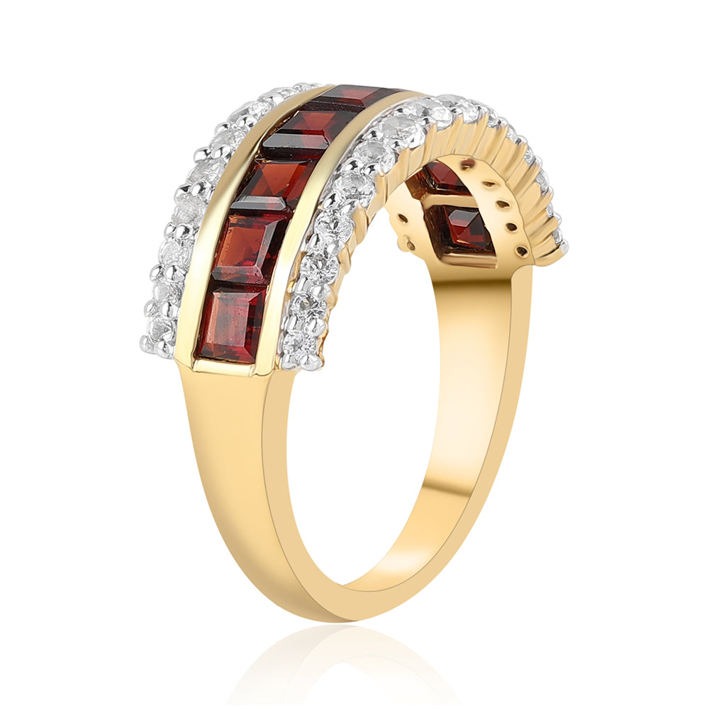 Goldplattierter Silberring mit Barton Granat und weißem Topas