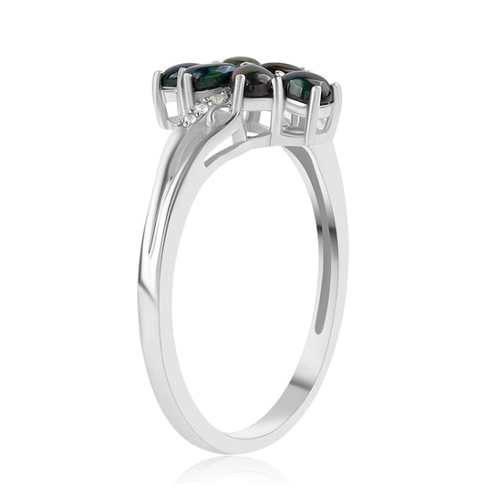 Silberring mit mitternachtsschwarzem äthiopischen Opal aus Lega Dembi und weißem Topas